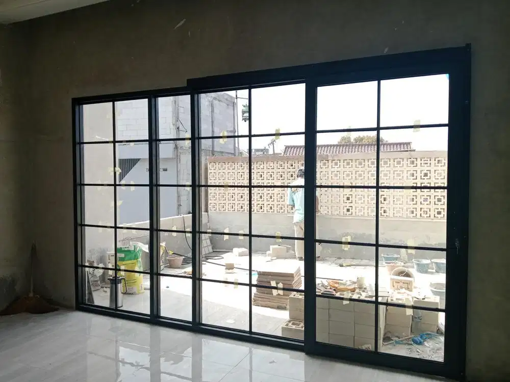 Kusen aluminium pintu aluminium partisi kaca