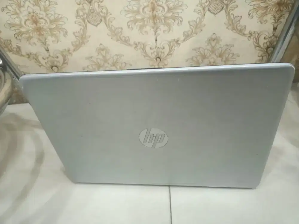 lactop hp 14s-dk0xxx ram 4 hdd 1tb normal semua nya minus pemakaian
