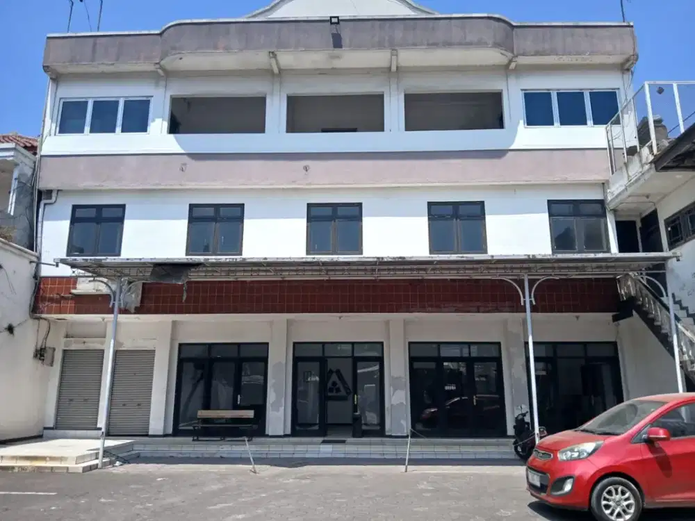 DIJUAL HOTEL STRATEGIS DI JALAN RAYA RANCAEKEK, SUMEDANG