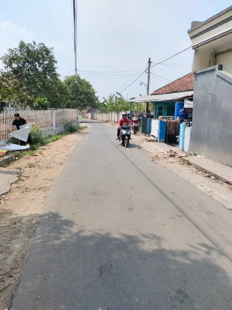 Tanah di jual dekat UBL