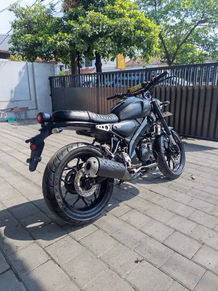 Xsr hitam 2025 Deva motor