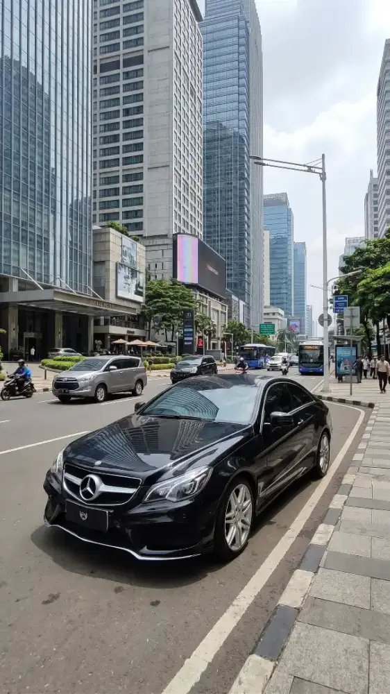 Mercedes Benz E250 Coupe 2013/2014 New Model Isitimewa