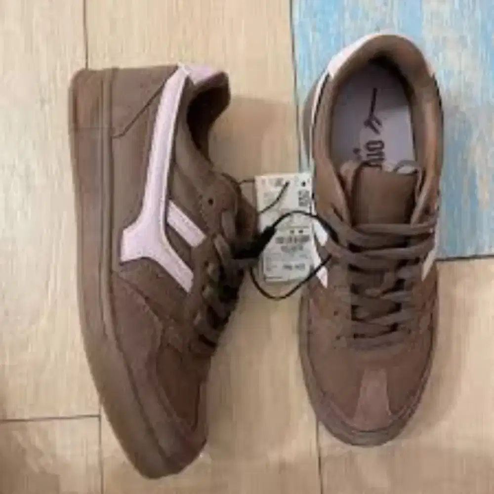 Pull & Bear sneakers