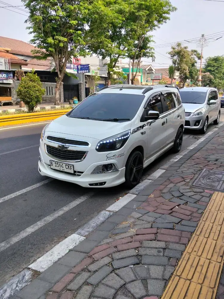 Chevrolet Spin Manual Bensin 2013