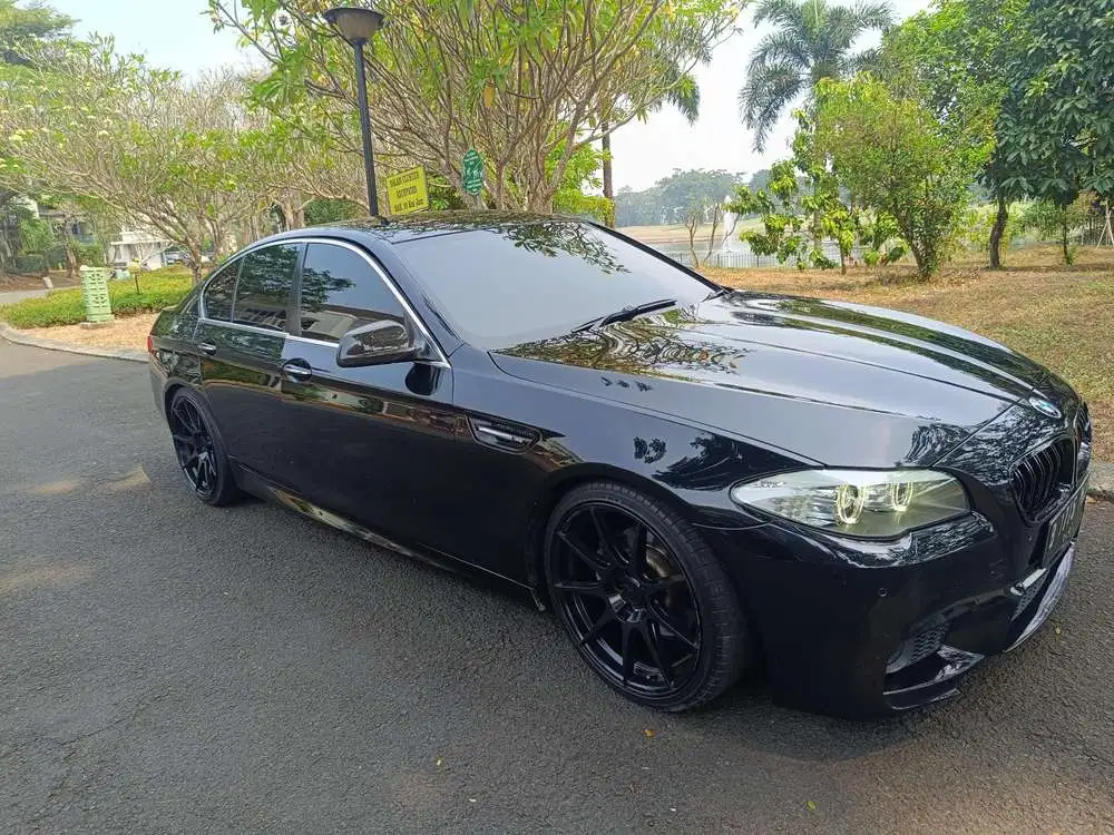 BMW 528i 2012 Bensin