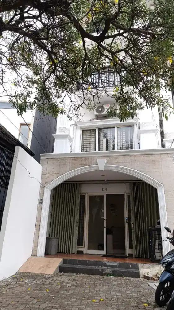 Disewa Ruko Perkantoran Rich Palace Lantai 2