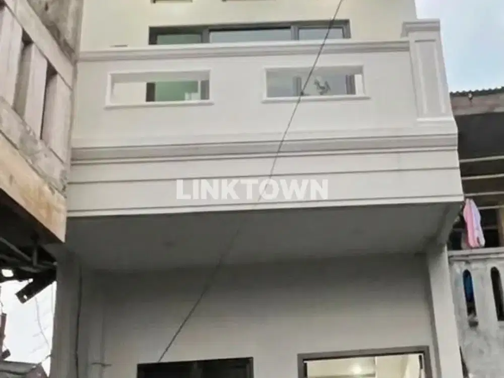 DIJUAL RUMAH 3 LANTAI DI JAKARTA BARAT