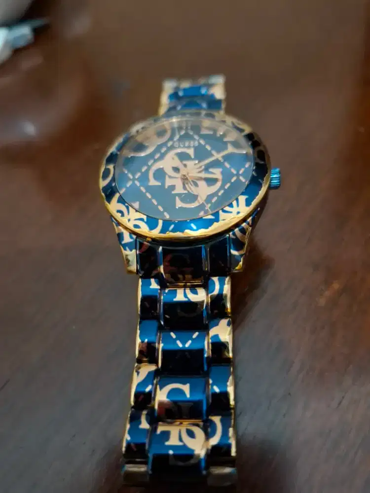 Jam tangan Gues original