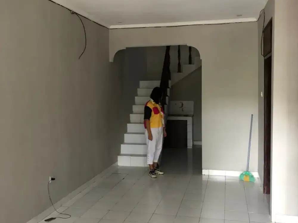 Rumah di Metland Menteng Cakung - Siap Huni, LT 90 m² LB 90 m², 3+1 KT, Harga Terjangkau