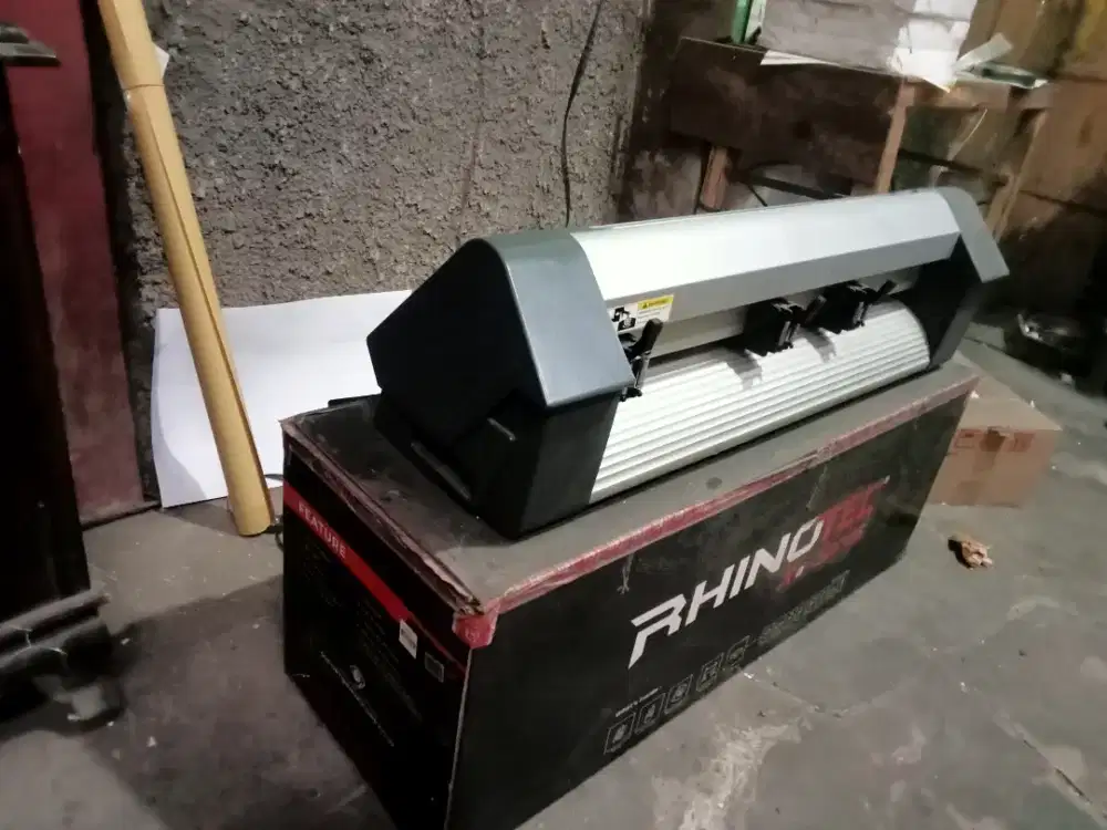 Printer cutting stiker
