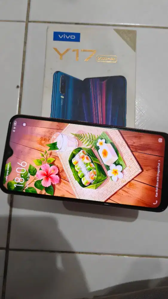 vivo y17 1902 4 /128