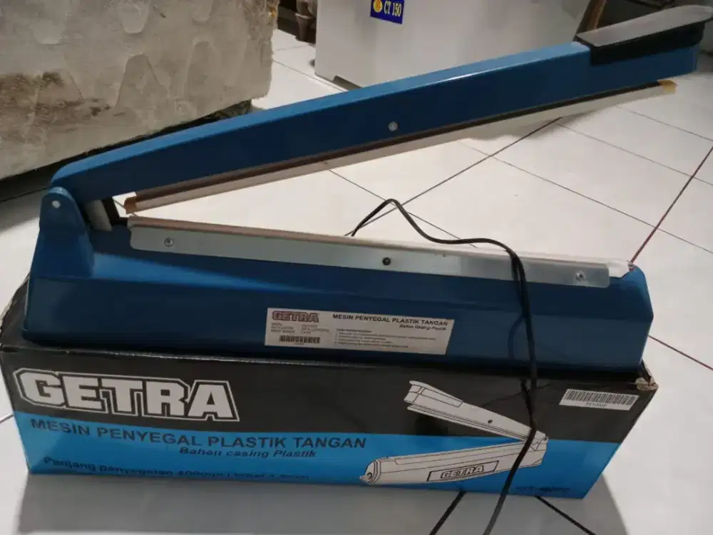 Mesin segel plastik