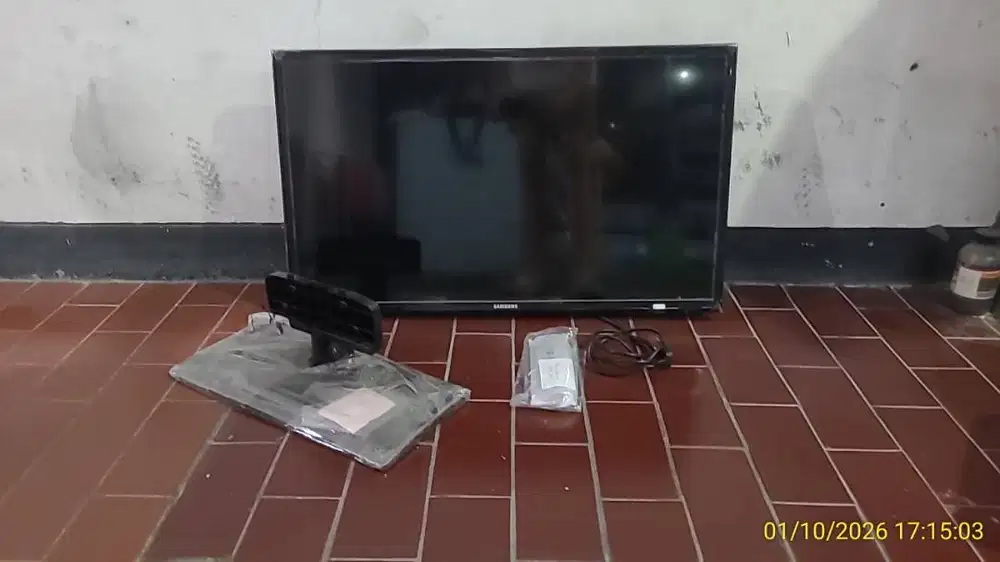 TV LED Samsung UA32FH4003 32 Bekas Mati