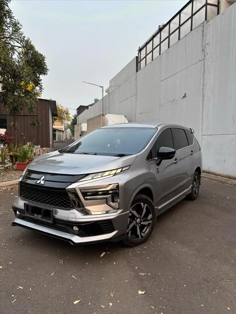 Xpander sport silver full aero kit Original Mitsubishi