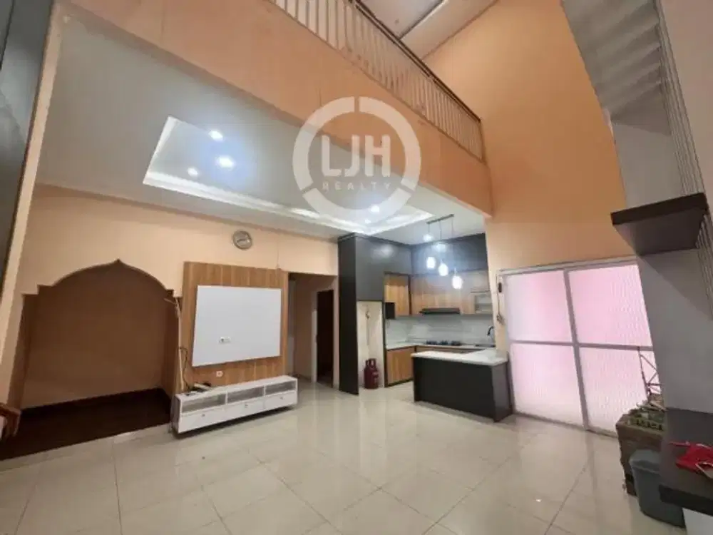 Disewakan Rumah di Komplek Permata Harapan Baru Bekasi Jawa Barat