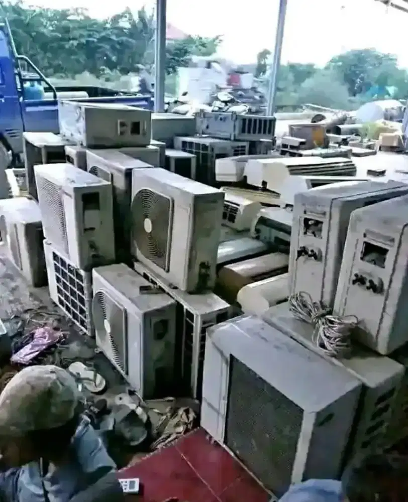 Beli ac bekas rusak mati total