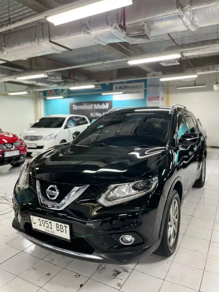 Nissan X-trail 2.5 AT 2017