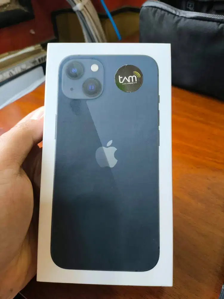 iPhone 13 128GB ex-iBox Fullset Mulus Siap Pakai!