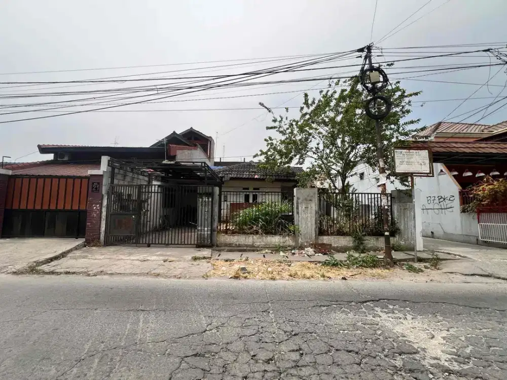 Dijual Cepat Rumah Di Pinggir Jalan Raya Di Perumnas 3 Bekasi Timur