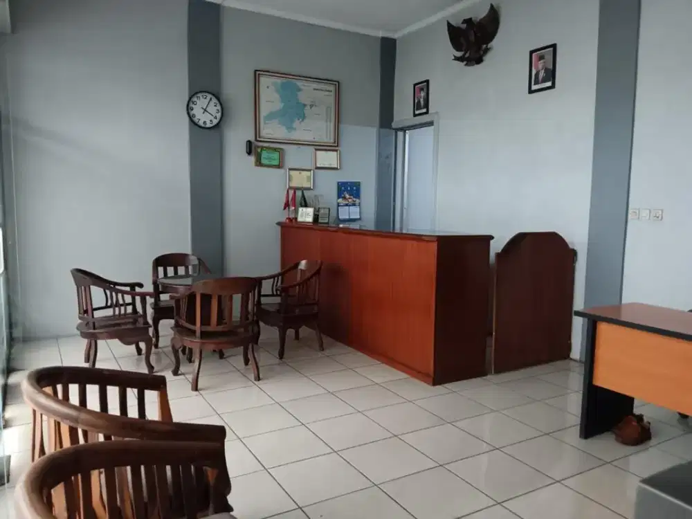 TERMURAH DIJUAL CEPAT RUKO 3 LANTAI SIAP PAKAI COCOK UNTUK USAHA LOKASI DI MAINROAD PADALARANG BANDUNG