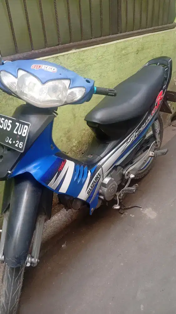Suzuki Shogun 125 R