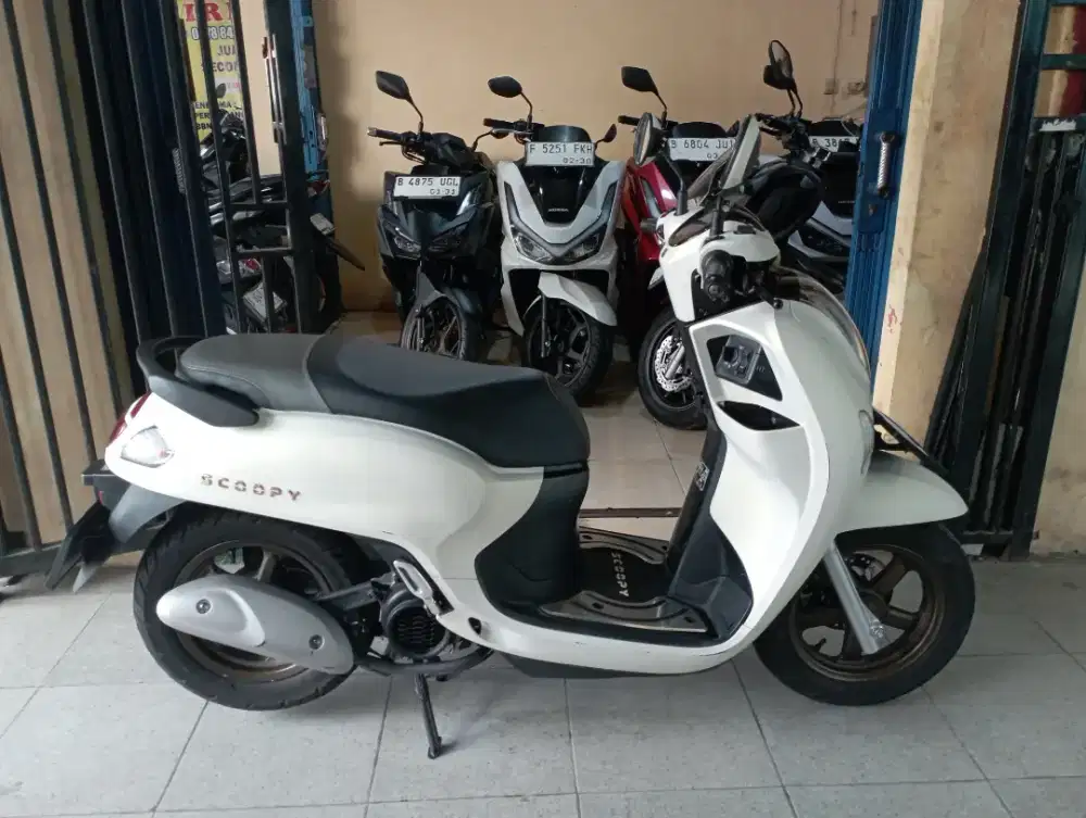 Honda Scoopy prestige 2025 GOOD CONDITION