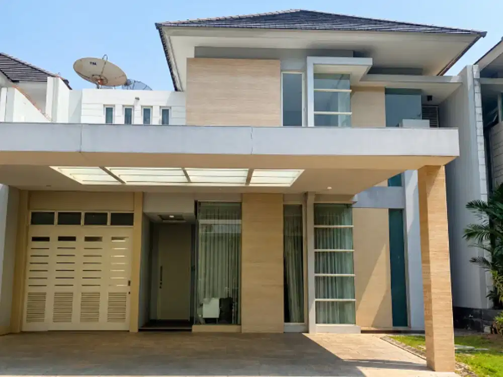 RUMAH PAKUWON CITY MALIBU BEACH