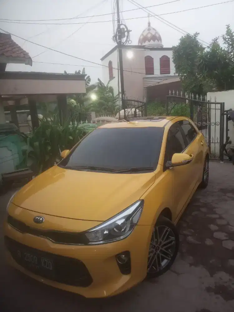Dijual kia Rio 2020 Sunroof Manual Transmisi