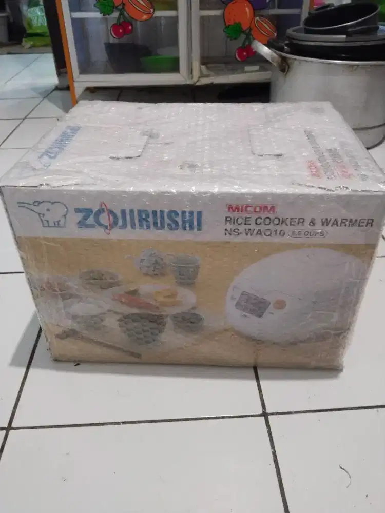 Rice Cooker Zojirushi Micom NS-WAQ10 5.5 Cups