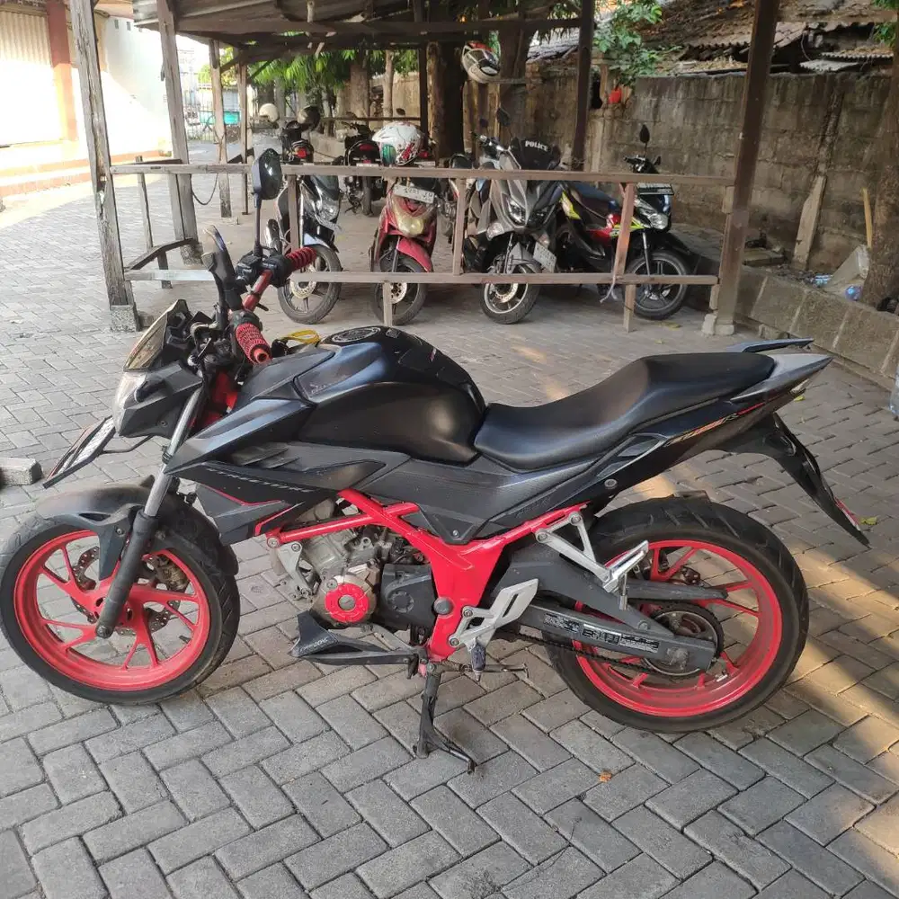 Di jual motor CB150R StreetFire
