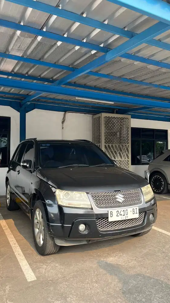 Di Jual Suzuki Grand Vitara (2009) Automatic