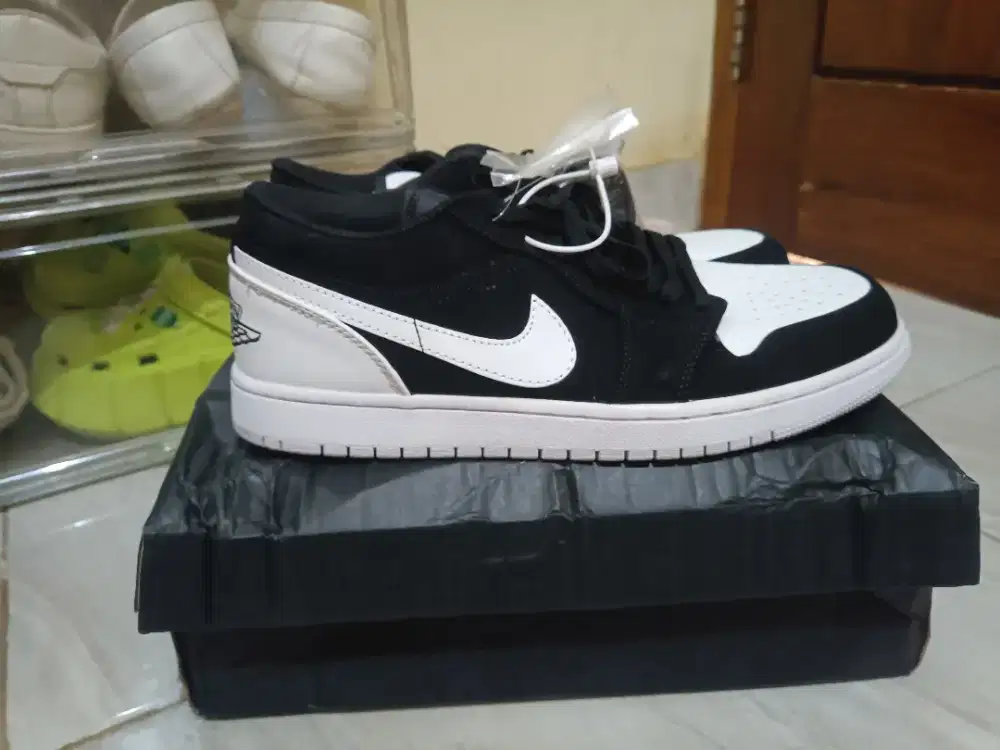 Nike Air Jordan 1 Low SE 'Diamond Short'