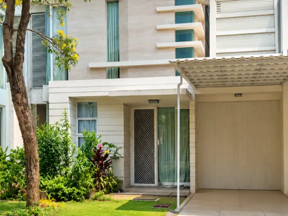 RUMAH PAKUWON CITY FURNISH PALM BEACH