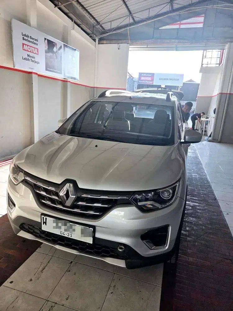 Renault Triber 2020 Plat W Jatim Pribadi