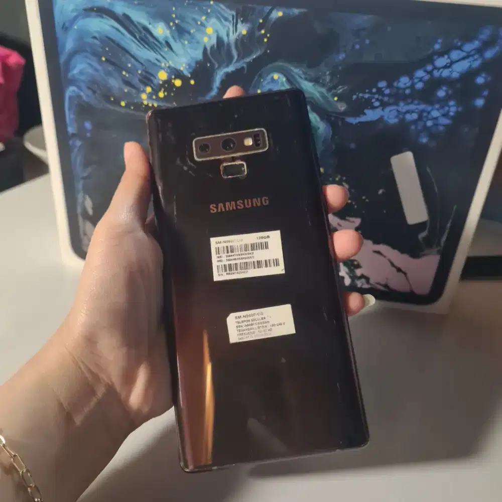 Samsung Galaxy Note 9 RAM 6GB / Internal 128GB.