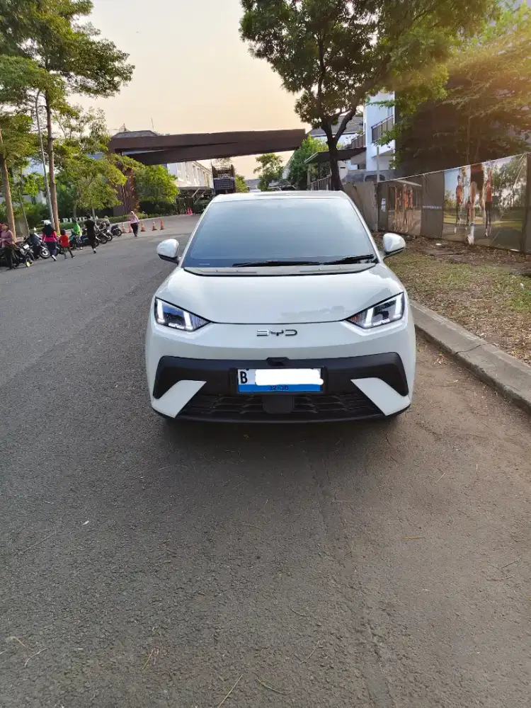 BYD ATTO 1 CBU murah pribadi BU rakitan cina white jual butuh lengkap