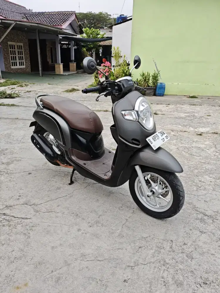 UNIT SCOOPY 2017 STYLISH
