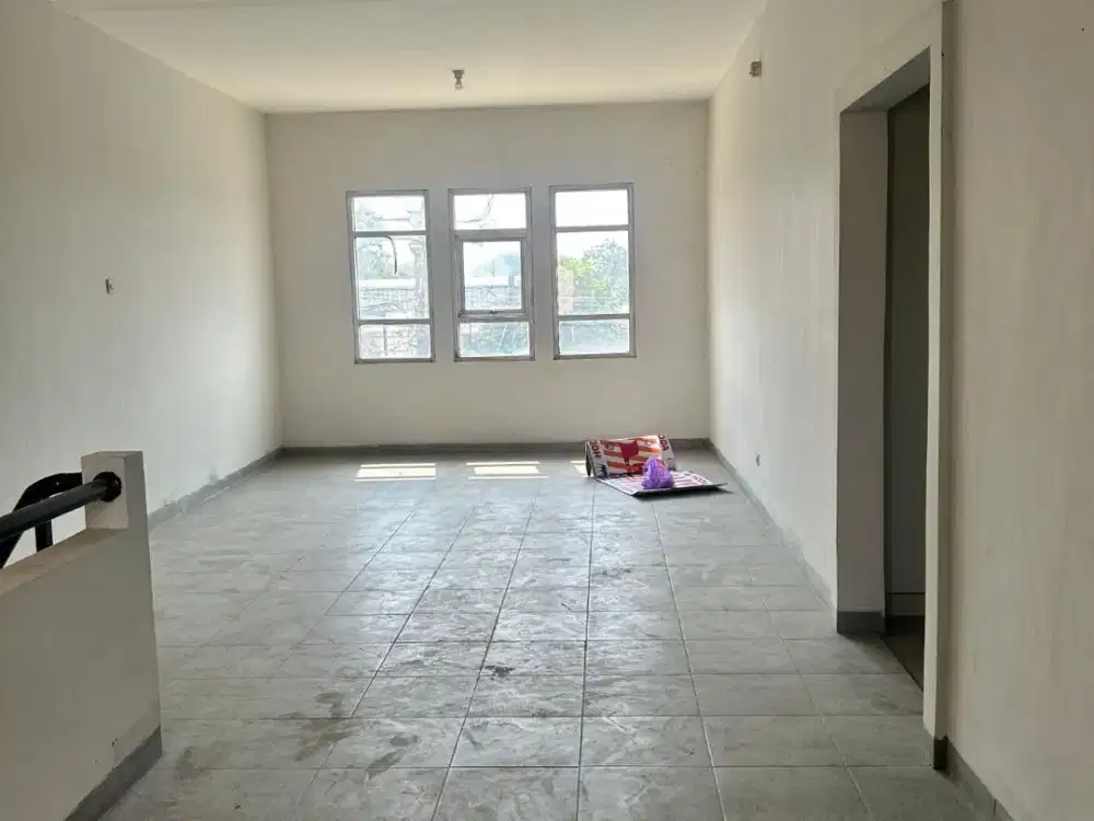Ruko Bagu 2Lt Full Renovasi Strategis di Legok Tangerang