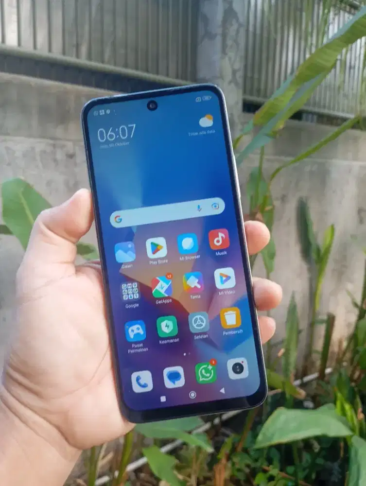 redmi 12 ram 8/256 second normal