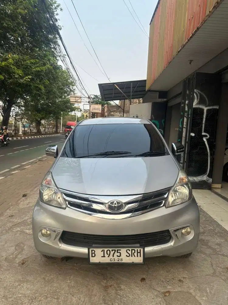 Toyota Avanza G AT 2012