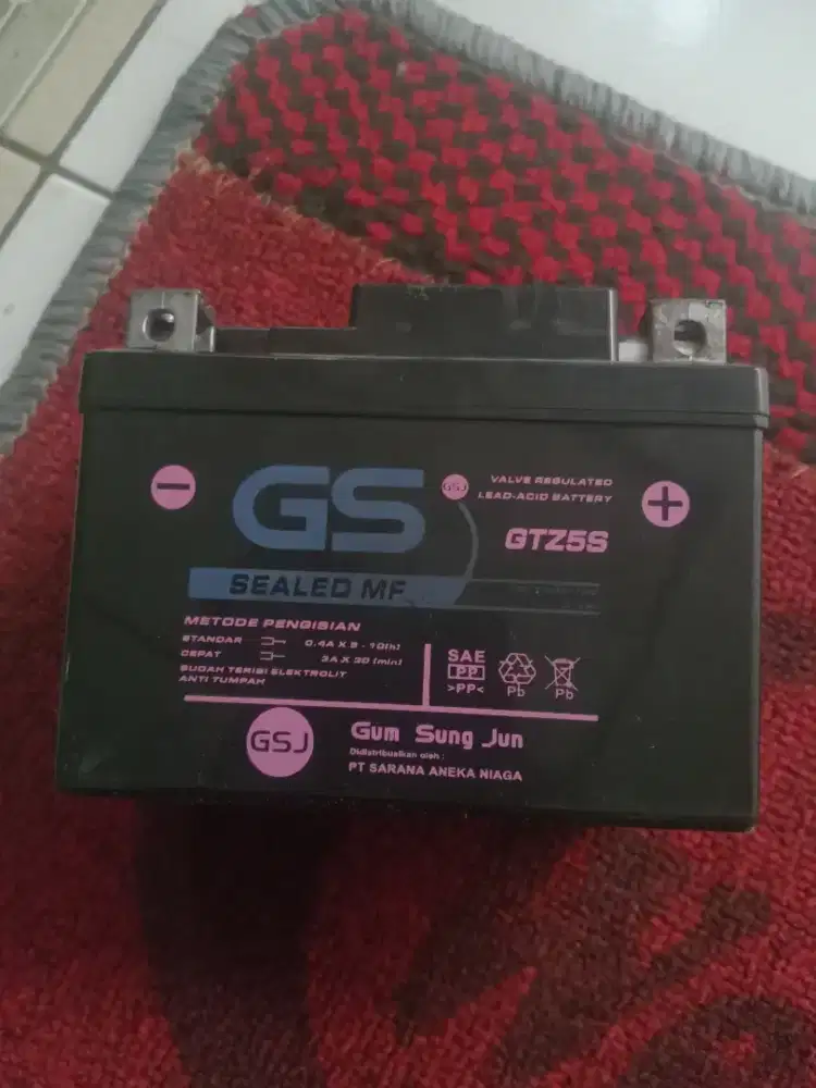 aki GS GTZ5S 12 V
