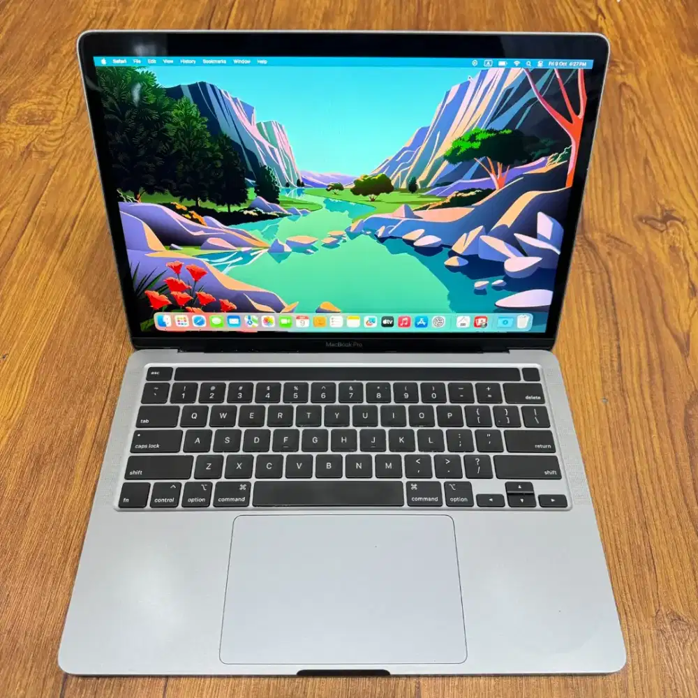 Macbook pro 2020 i5 layar 13 inch ram 16gb ssd 512gb bisa cod