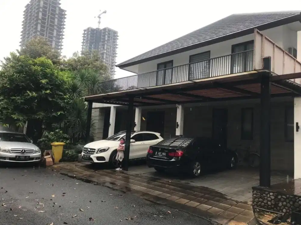 Dijual rumah tropis ekslusif 2 lantai di komplek mutiara kemang jakarta selatan