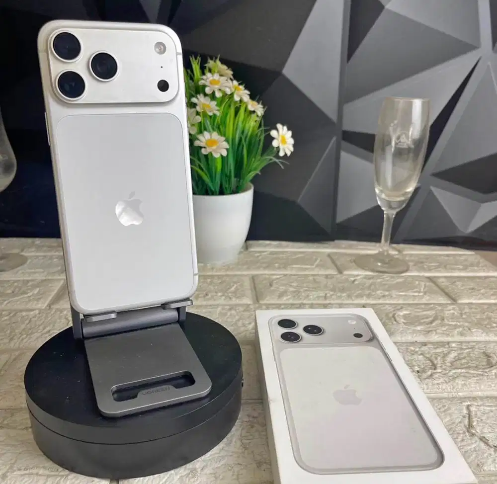 iPhone 17 Pro Max 512GB Garansi Resmi iBox Maret 2027