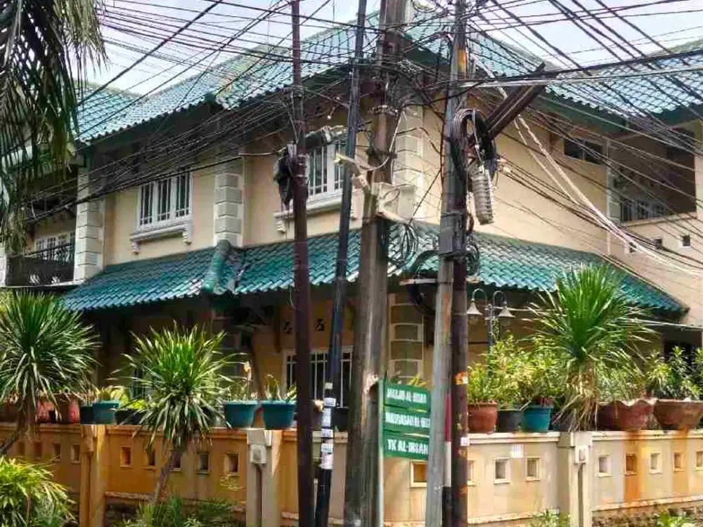 Rumah Murah Siap Huni,5 Kamar, Hook, Kelapa Gading Jakarta Utara
