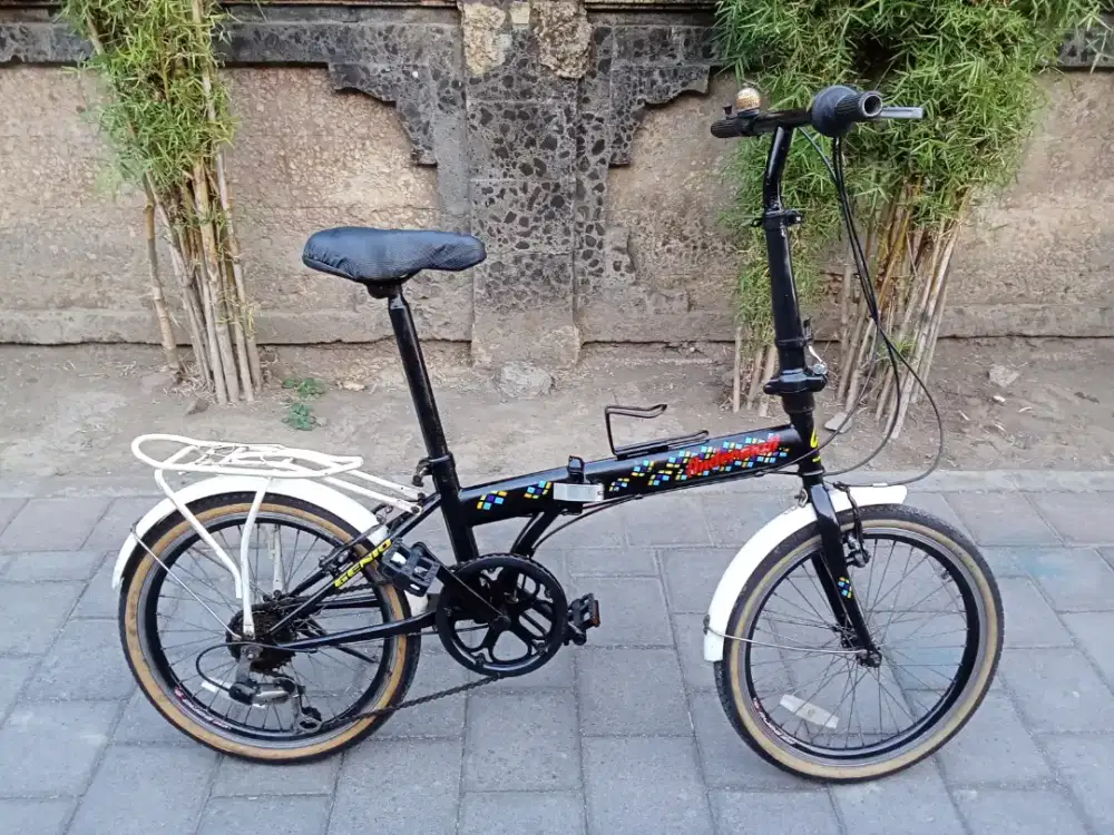 Sepeda lipat GENIO ANDERMATT R 20