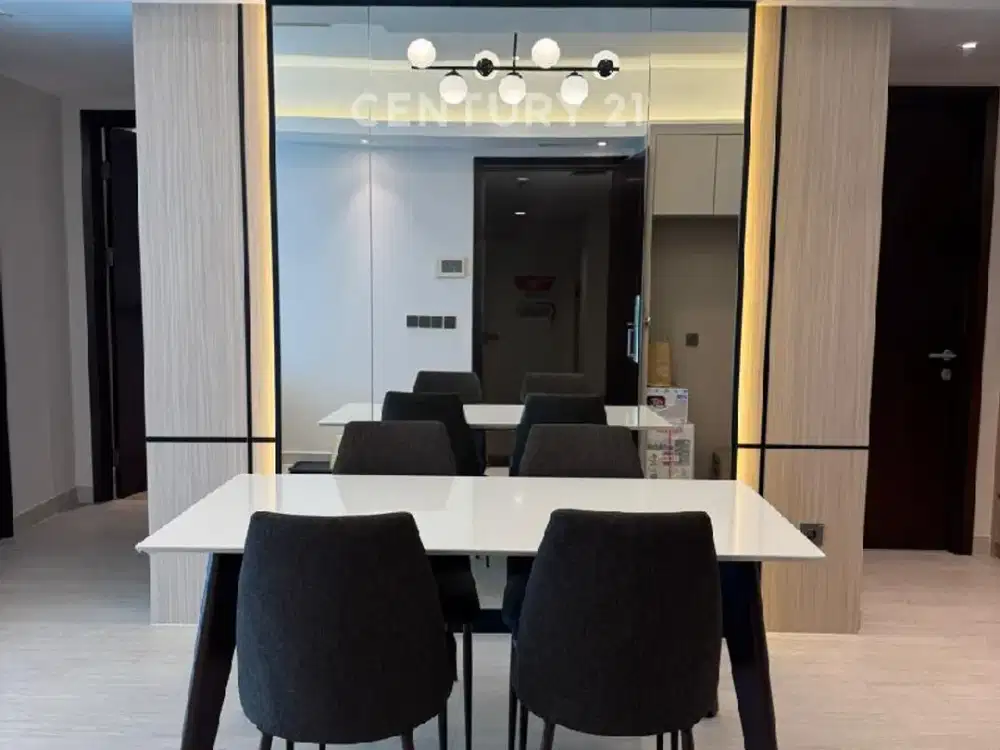 Brand New Hoek Full Furnish Apartment Kensington Tower Clifford