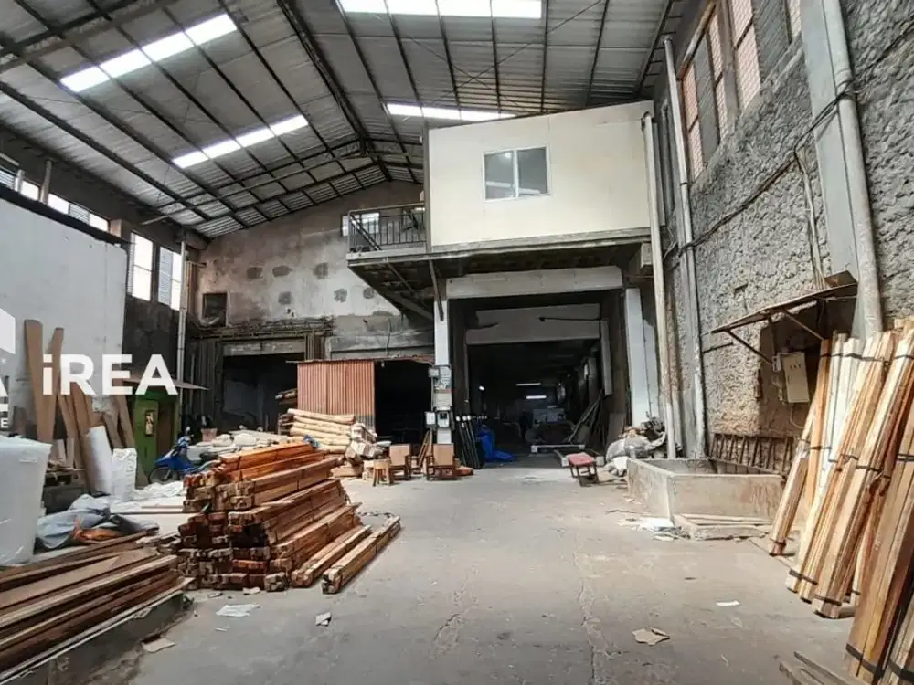 DIJUAL GUDANG DI SOLO BARAT DEKAT PASAR KARTASURA