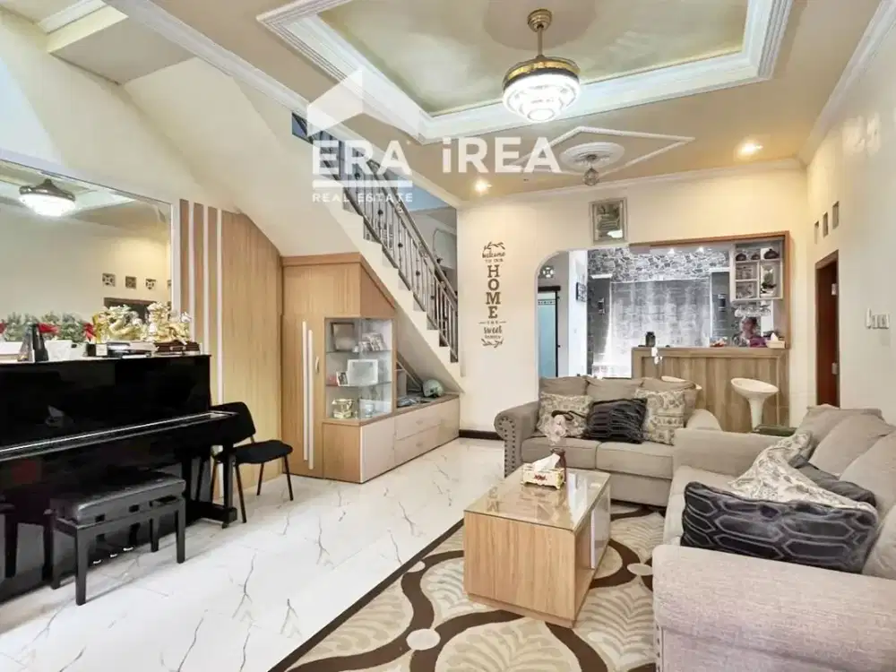 Rumah Mewah 2 Lantai Full Furnished Dijual di Solo Barat Dekat Kopasus