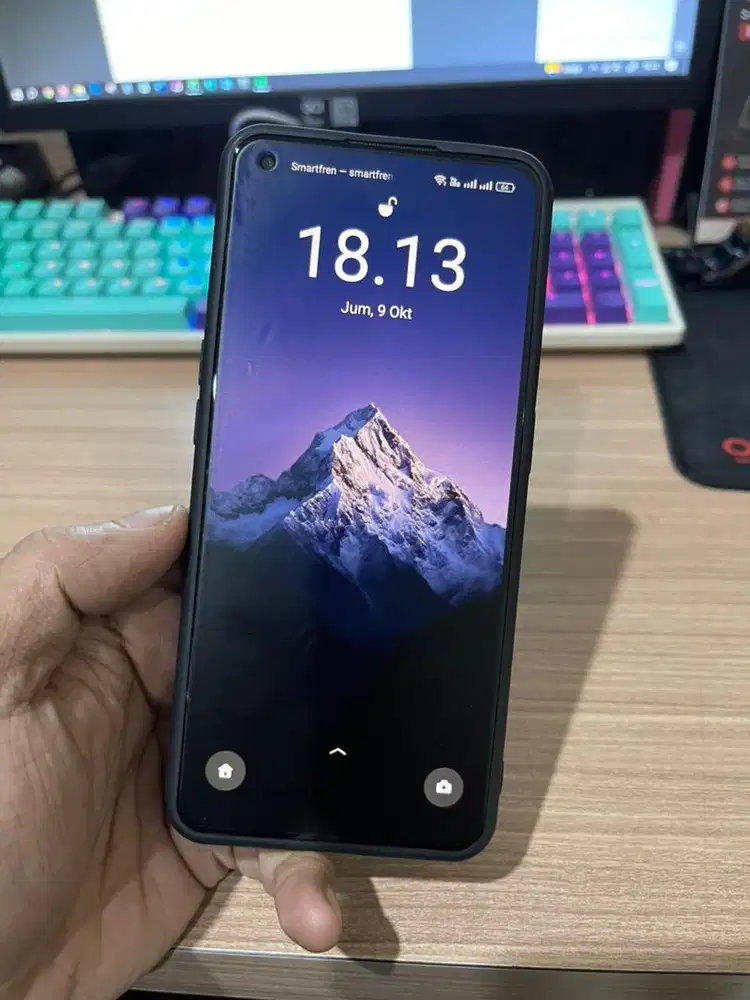 Oppo reno 8 5G Silver